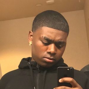 Meet your Posher, Johnnie